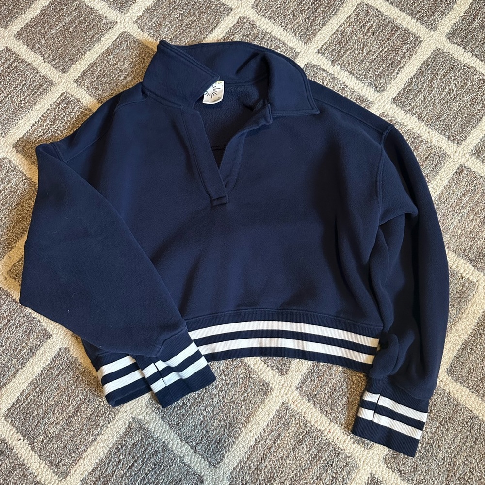 Aerie OFFLINE Navy and White Cropped Sweatshirt